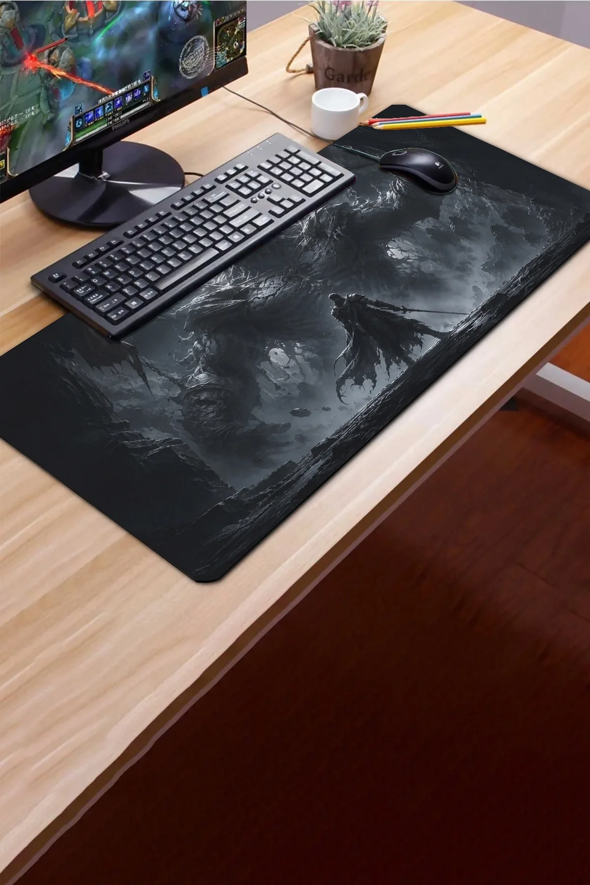 SonicTouch Klavye Mousepad 40x90cm Karanlığın Muhafızı Dikişsiz Pürüzsüz Sıvı Geçirmez Kaymaz Taban