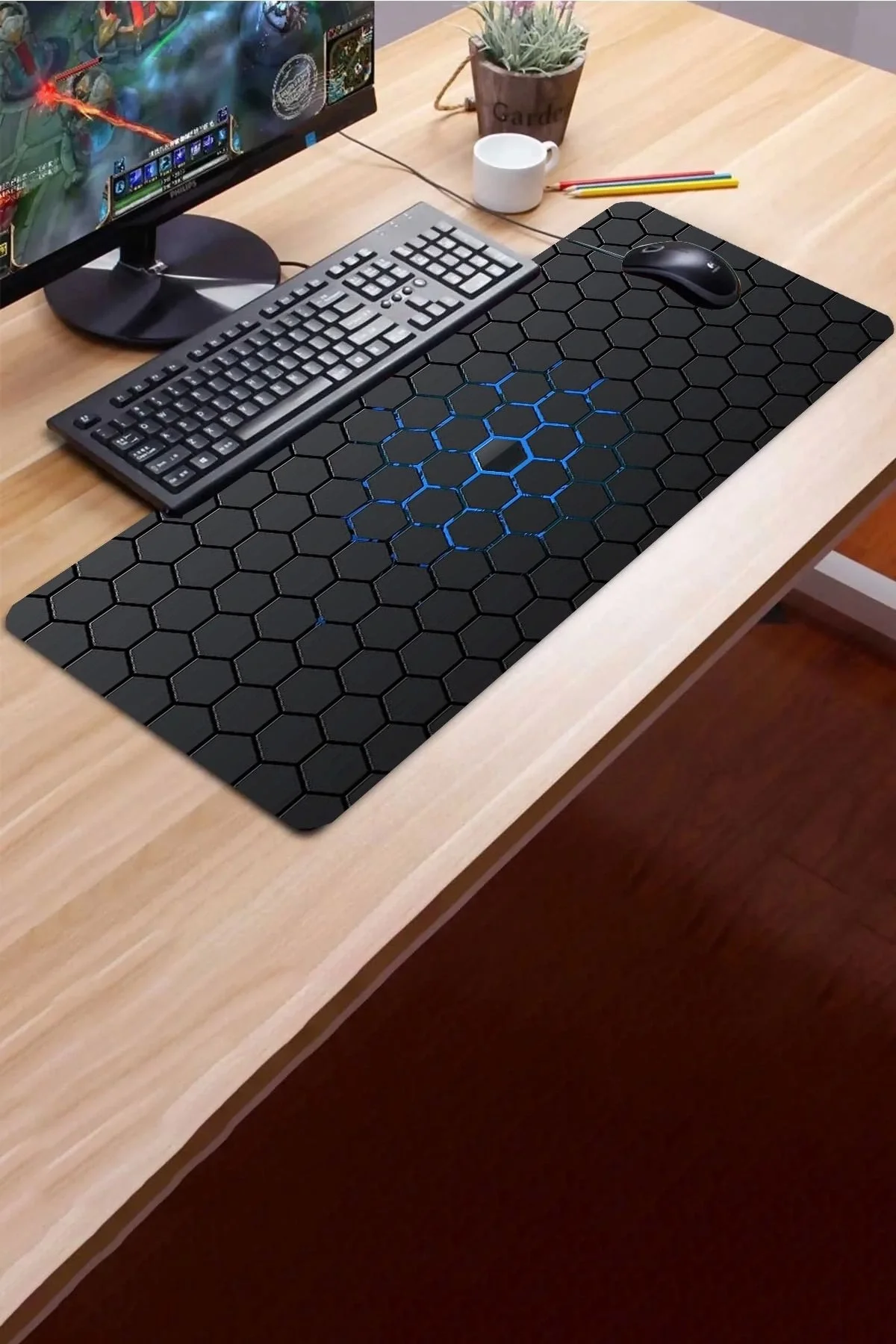 SonicTouch Mavi Siyah Altıgen Desenli Kaymaz Gaming Oyuncu Masaüstü Dikişsiz Klavye Mouse Pad 32x70Cm