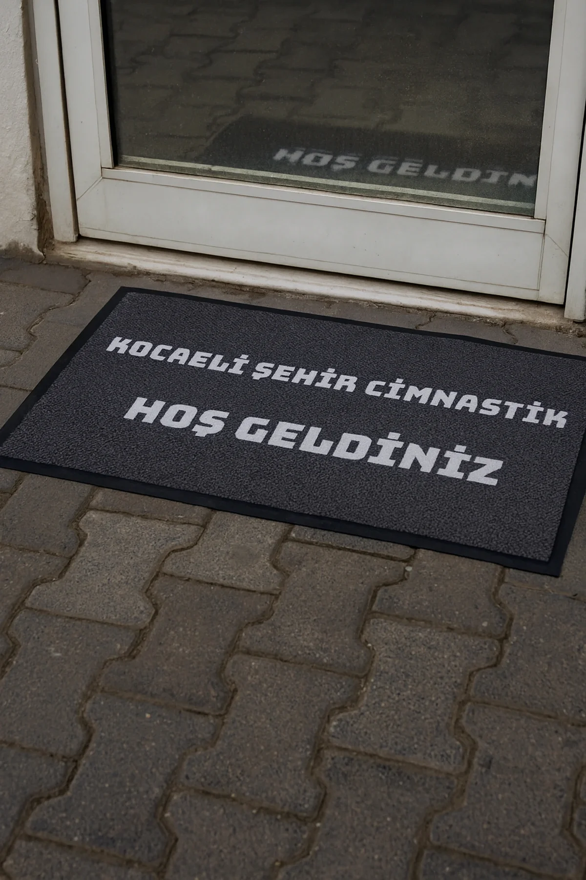 Valerine Life isme Kişiye Firmaya Özel Gri Dijital Baskılı Hoş Geldiniz Dükkan Önü İşyeri Kapı Önü Paspası 50x90cm