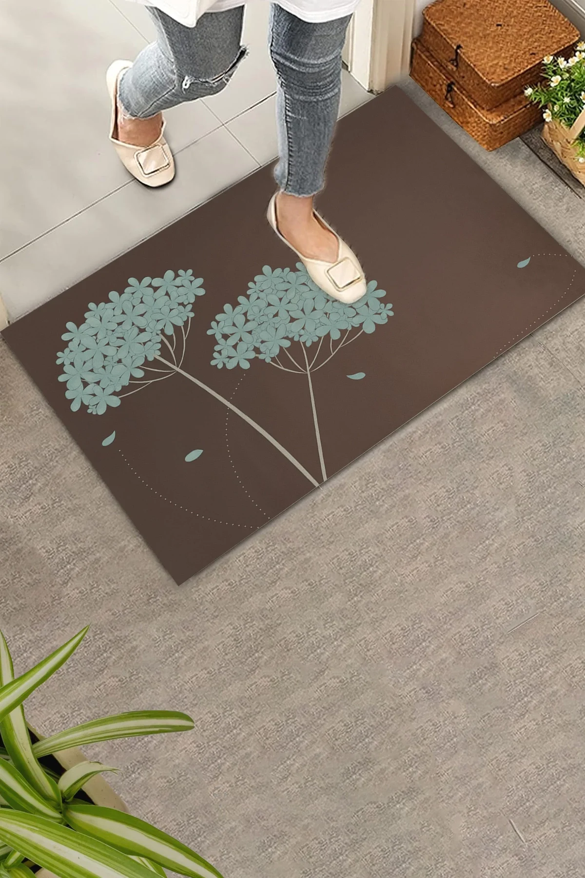 Valerine Life Kişniş Çiçeği Motifli Kahverengi Welcome Hoş Geldiniz Kapı Önü Paspası 45x70cm