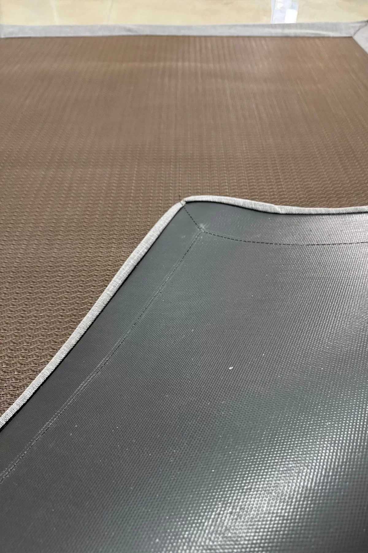 Valerine Life Örgü Vinil Mutfak Zemin Döşeme Matı Vinyl Kitchen Floor Mat Krem Mutfak Halısı Yolluk 100x150cm