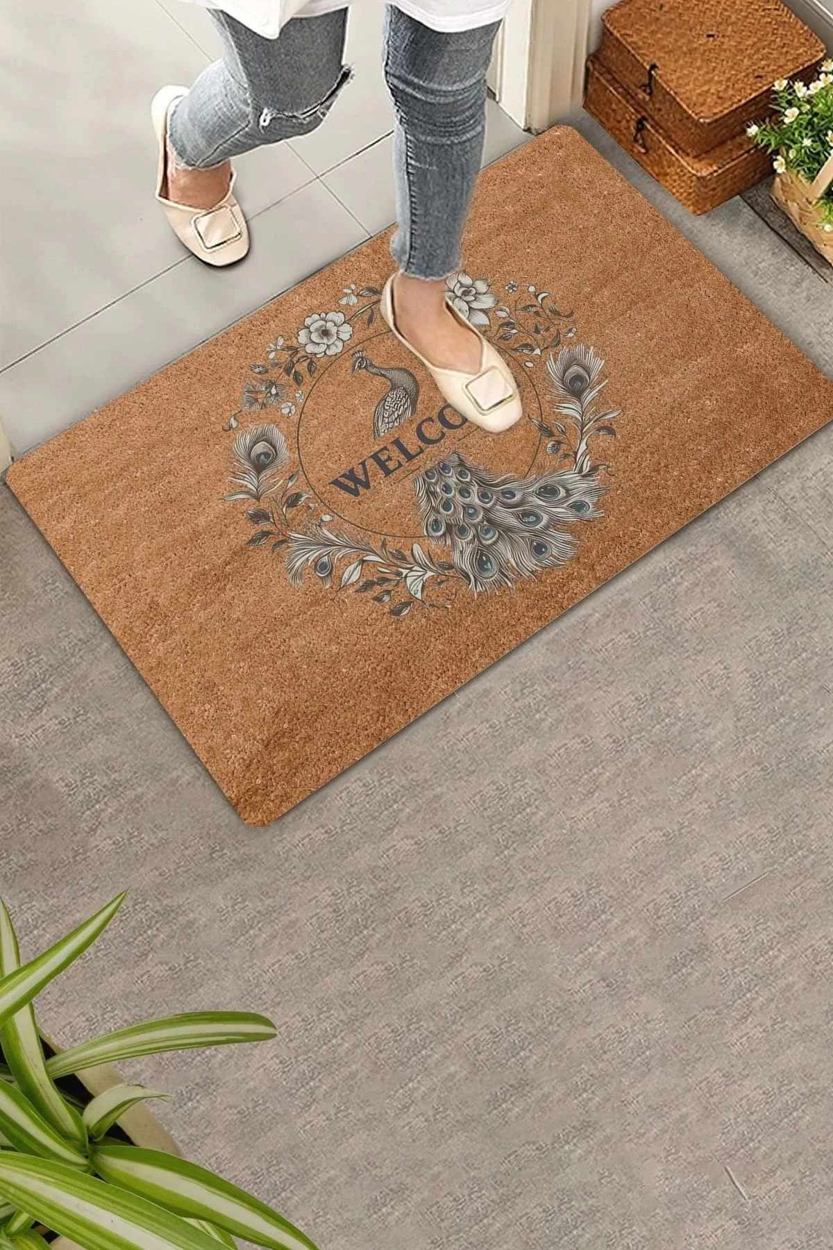 Valerine Life Tavus Kuşu ve Tüyleri Welcome Kapı Önü Paspası 45x70cm