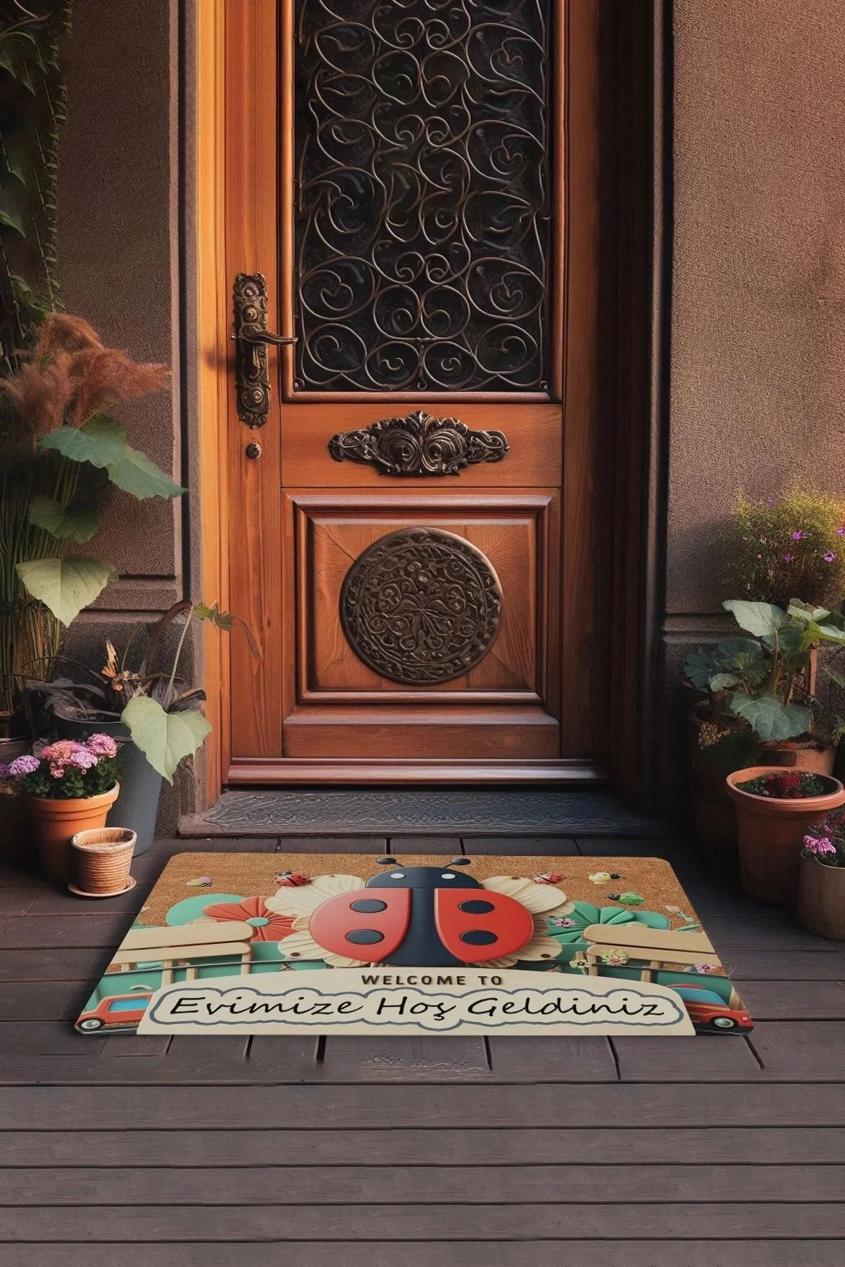 Valerine Life Uğur Böceği ve Kırmızı Vosvos Evimize Hoş Geldiniz Kapı Önü Paspası 45x70cm