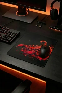 SonicTouch Kırmızı Neon Akrep Pürüzsüz Yüzey Kaymaz Taban Dikişsiz Gamer Oyuncu Mouse Pad 19x23cm