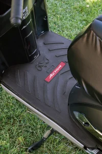 SonicTouch Motosiklet Paspası Activa Model Uyumlu Kaymaz Taban Ayak Basamak Koruma Matı