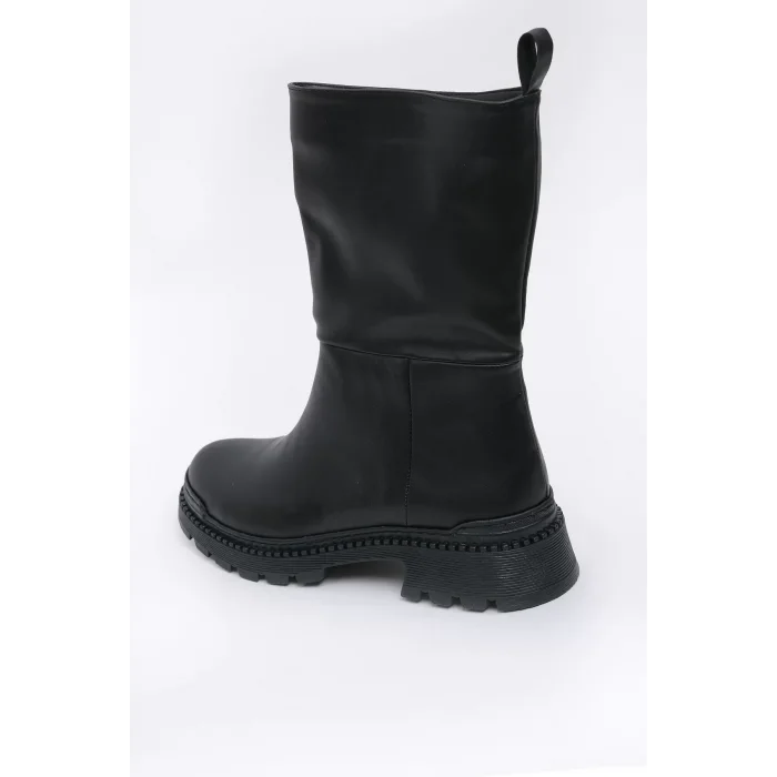 Capri Vegan Deri Termal Kauçuk Siyah Rengi Yarım Bot 45027