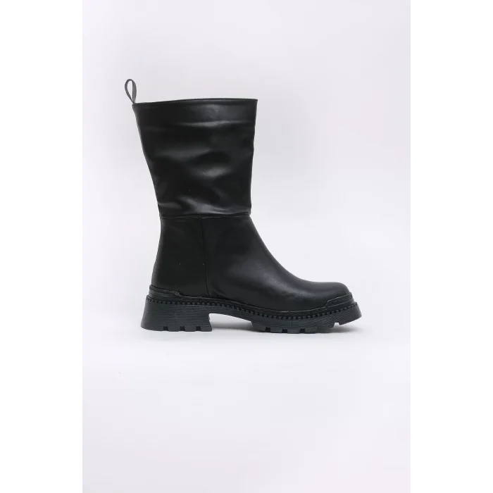 Capri Vegan Deri Termal Kauçuk Siyah Rengi Yarım Bot 45027