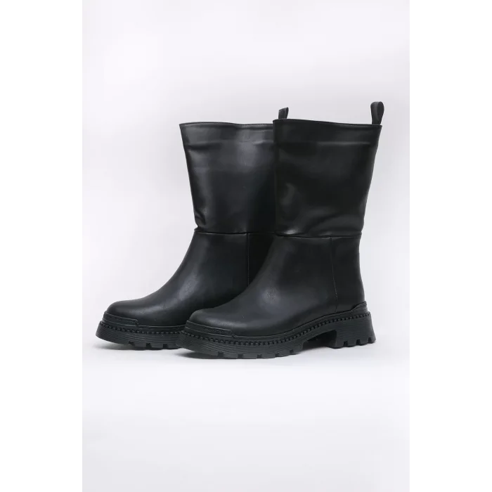 Capri Vegan Deri Termal Kauçuk Siyah Rengi Yarım Bot 45027