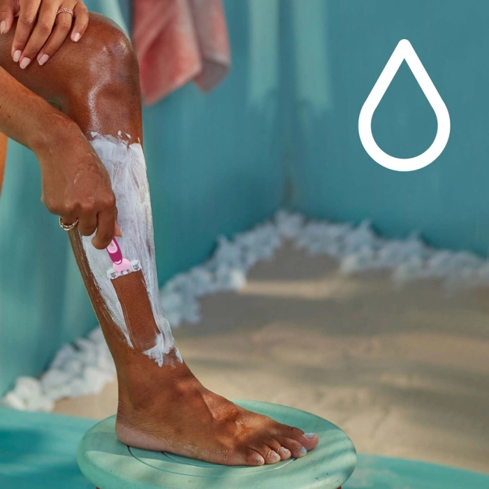 Gillette Venus Renkli 3 Bıçaklı Kullan At Kadın Tıraş Bıçağı 4 + 2 Adet