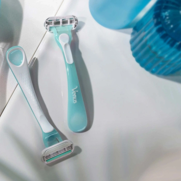 Gillette Venus Sensitive Kadın Tıraş Makinesi 3lü