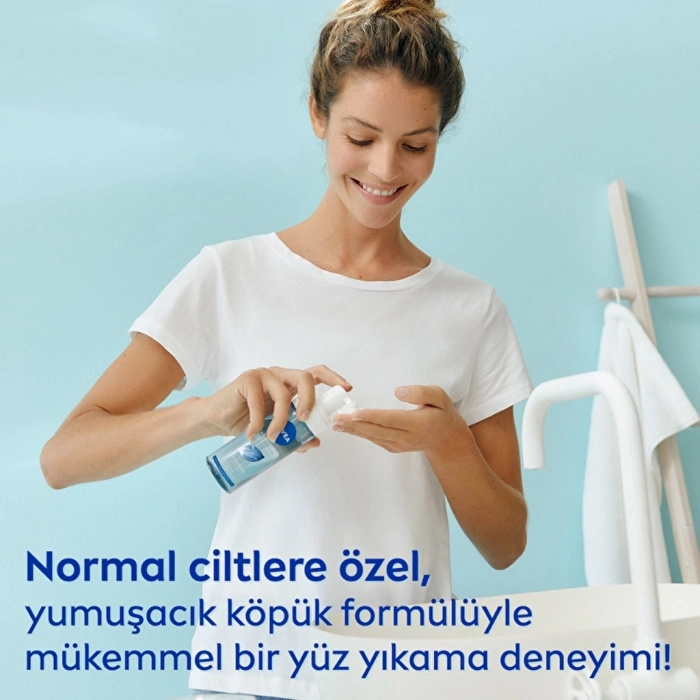 Nivea Canlandırıcı Yüz Temizleme Köpüğü 150 ml