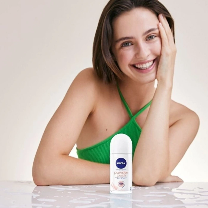 Nivea Kadın Roll-on Deodorant Powder Touch 50 ml