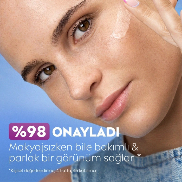 Nivea Luminous630 Skin Glow Aydınlatıcı SPF50 Yüz Güneş Kremi 40 ml