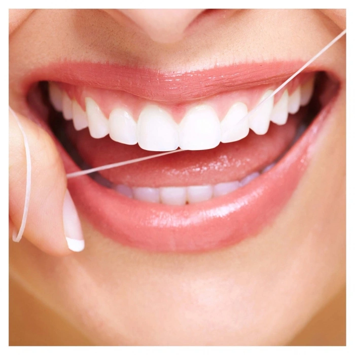 Oral-B Essential Floss Diş İpi 50 m