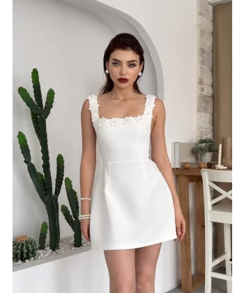 Beyaz Çiçekli Mini Nikah Elbisesi