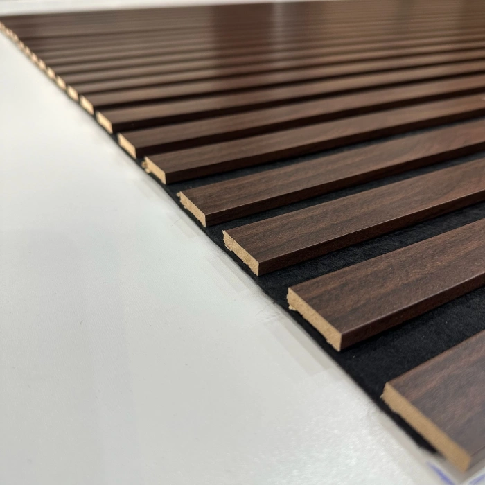 Koyu Ceviz Esnek Keçeli Slim Duvar Paneli 100cm