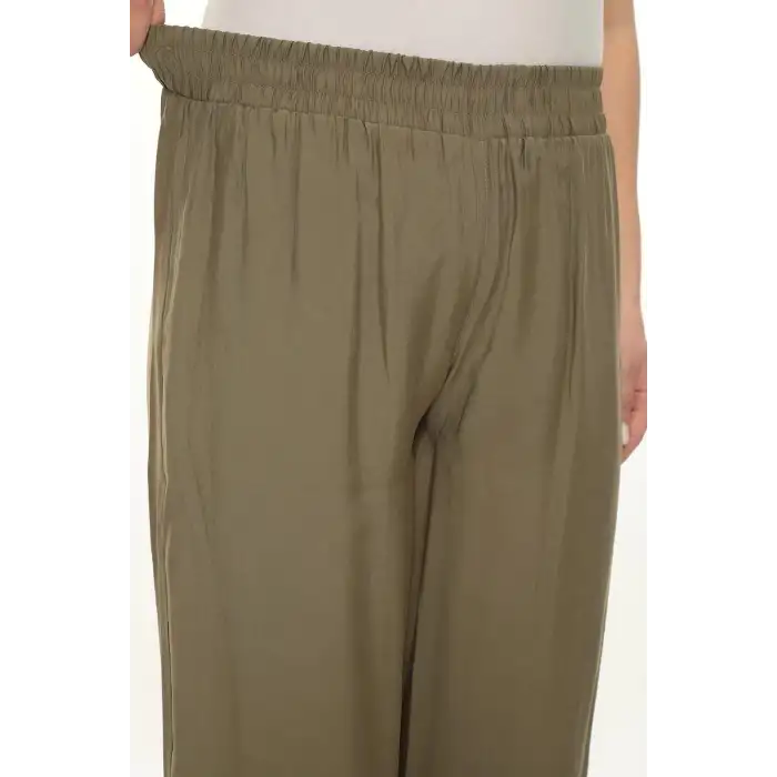 Kadın Beli Lastikli Rahat Kesim Pantolon – Günlük Şık ve Konforlu