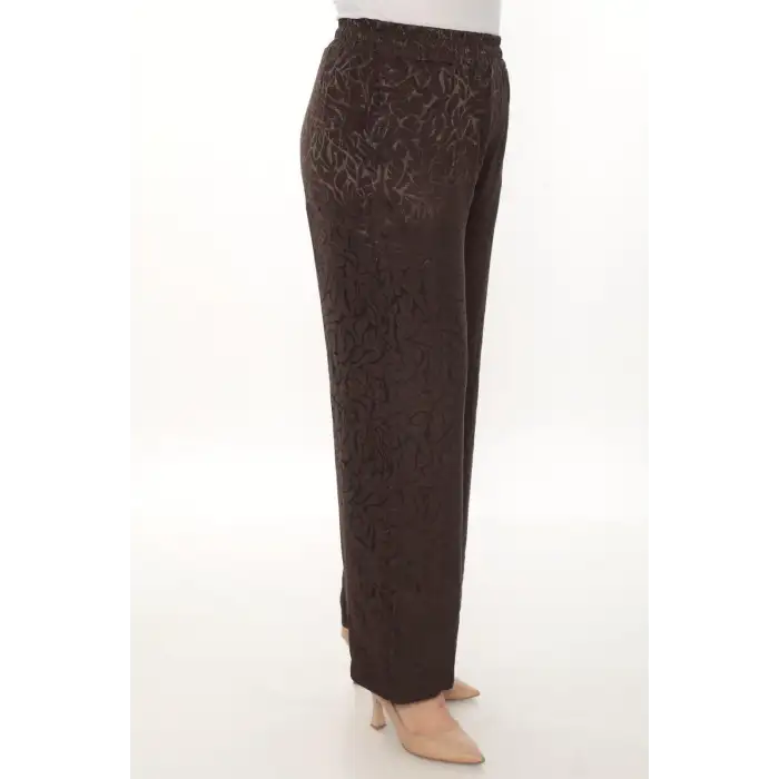 Kadın Jakarlı Beli Lastikli Rahat Kesim Pantolon – Günlük Şık ve Konforlu