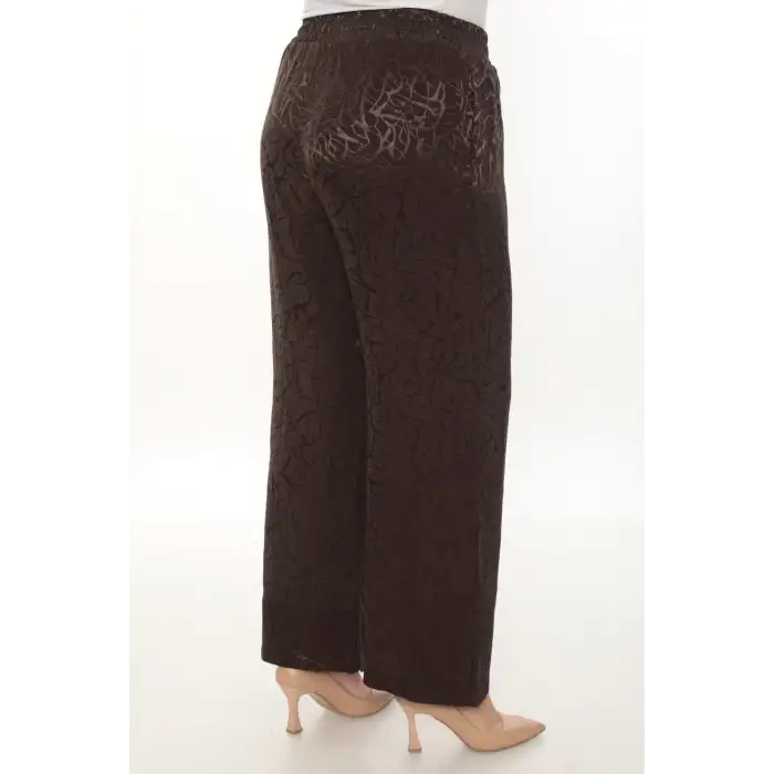 Kadın Jakarlı Beli Lastikli Rahat Kesim Pantolon – Günlük Şık ve Konforlu