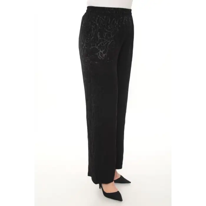 Kadın Jakarlı Beli Lastikli Rahat Kesim Pantolon – Günlük Şık ve Konforlu