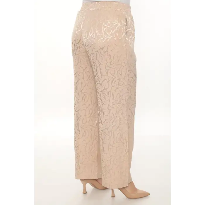 Kadın Jakarlı Beli Lastikli Rahat Kesim Pantolon – Günlük Şık ve Konforlu