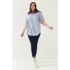 Büyük Beden Kadın Çizgili Gömlek – Rahat Kesim, Şık Tasarım