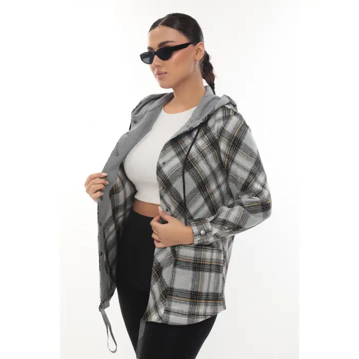 Büyük Beden Rahat Kalıp Kapüşonlu Oduncu Kadın Gömlek Hırka