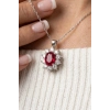 0.66 Ct. Kırmızı Taşlı Pırlanta Kolye