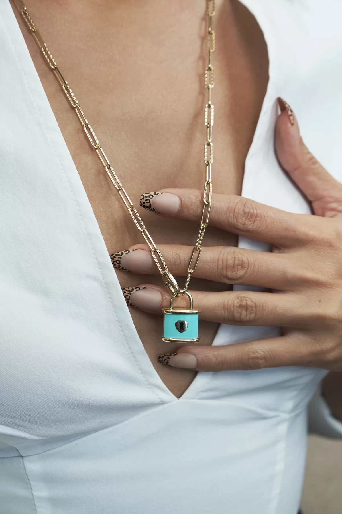 Asil 14 Ayar Mavi Kilitli Altın Kolye Ucu KLU1083