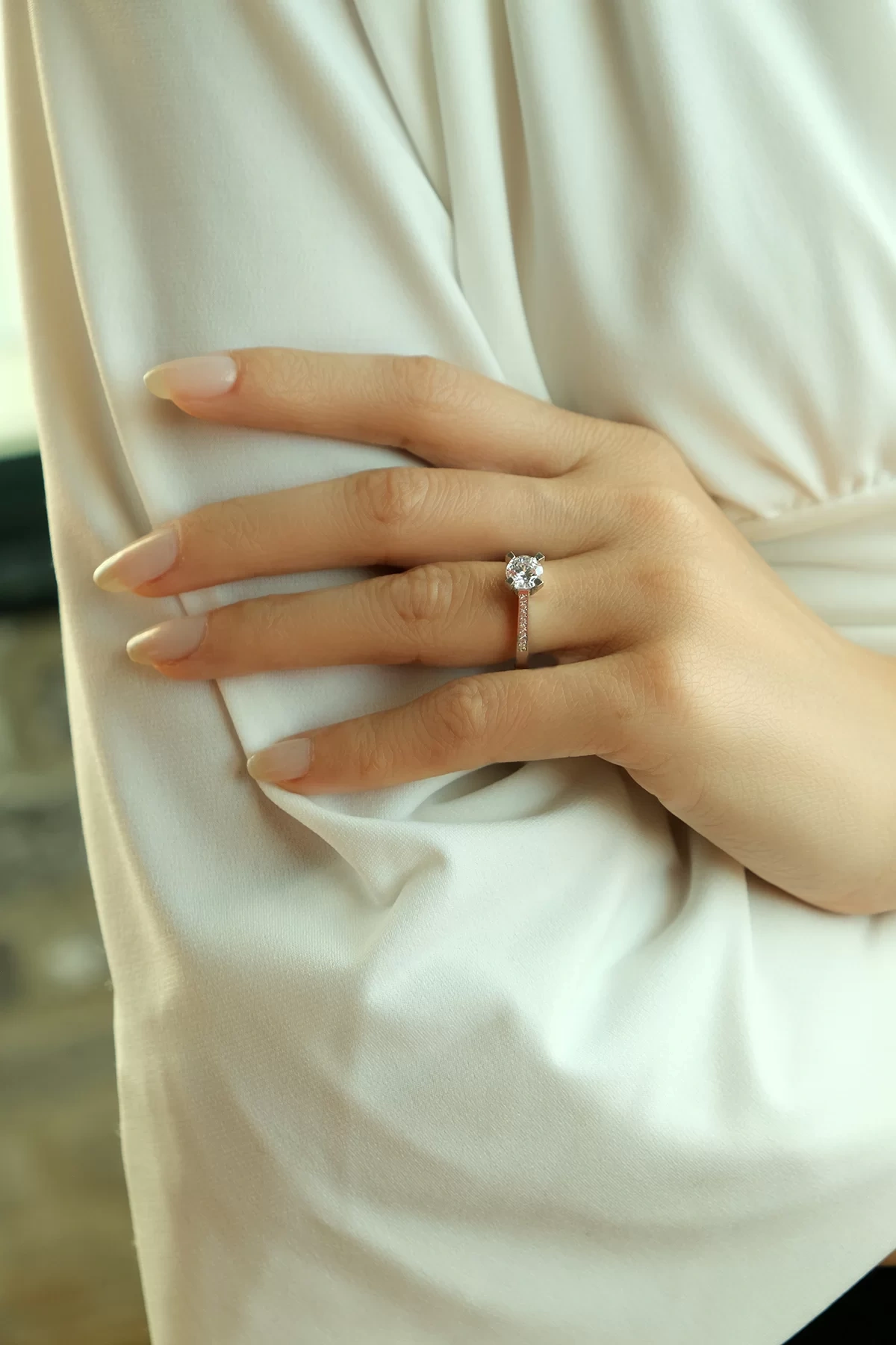 Asil 14 Ayar Tek Taş Beyaz Altın Yüzük YZK1816