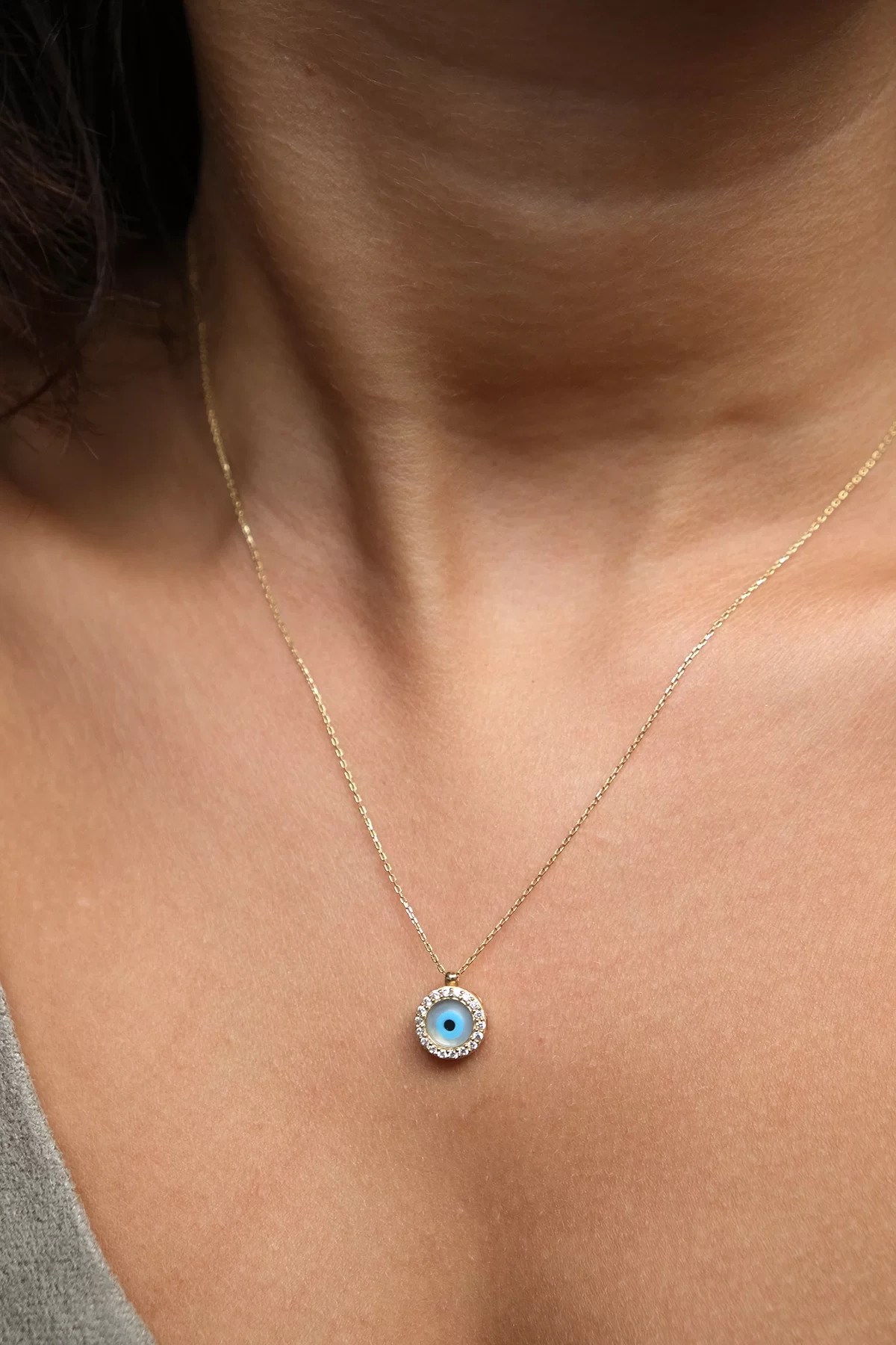 Asil 14 Ayar Taşlı Nazar Boncuklu Altın Kolye KLY2056