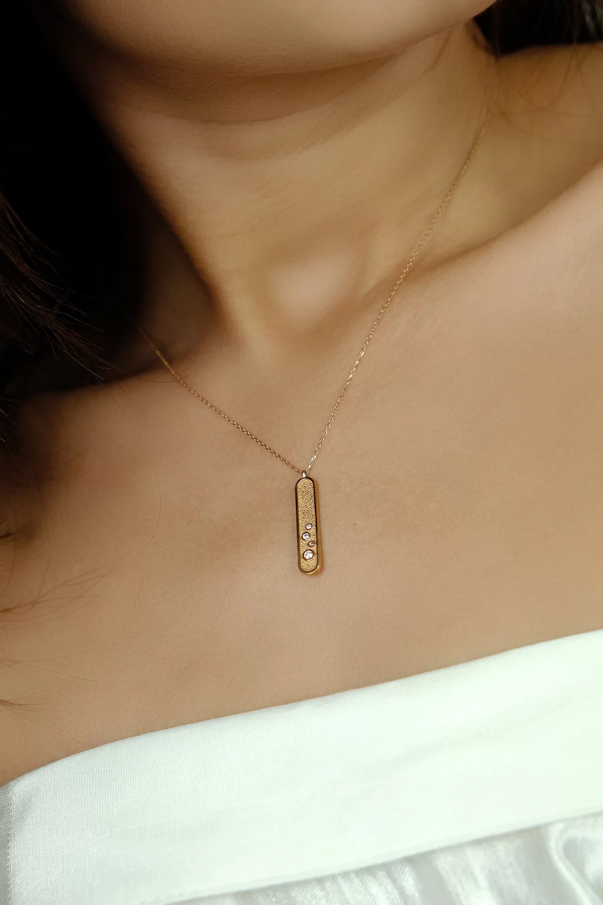 Asil 14 Ayar Taşlı Oval Çubuk Altın Kolye KLY1018