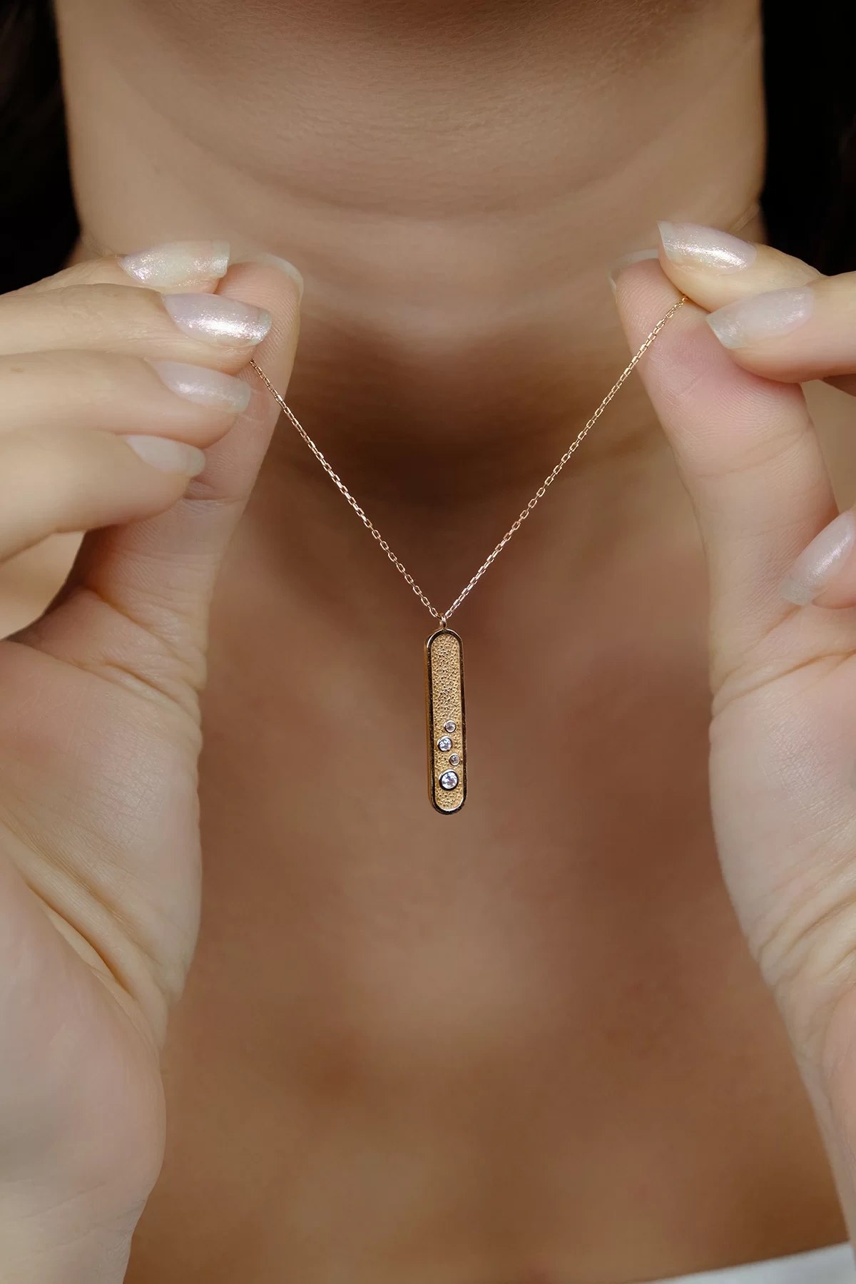 Asil 14 Ayar Taşlı Oval Çubuk Altın Kolye KLY1018