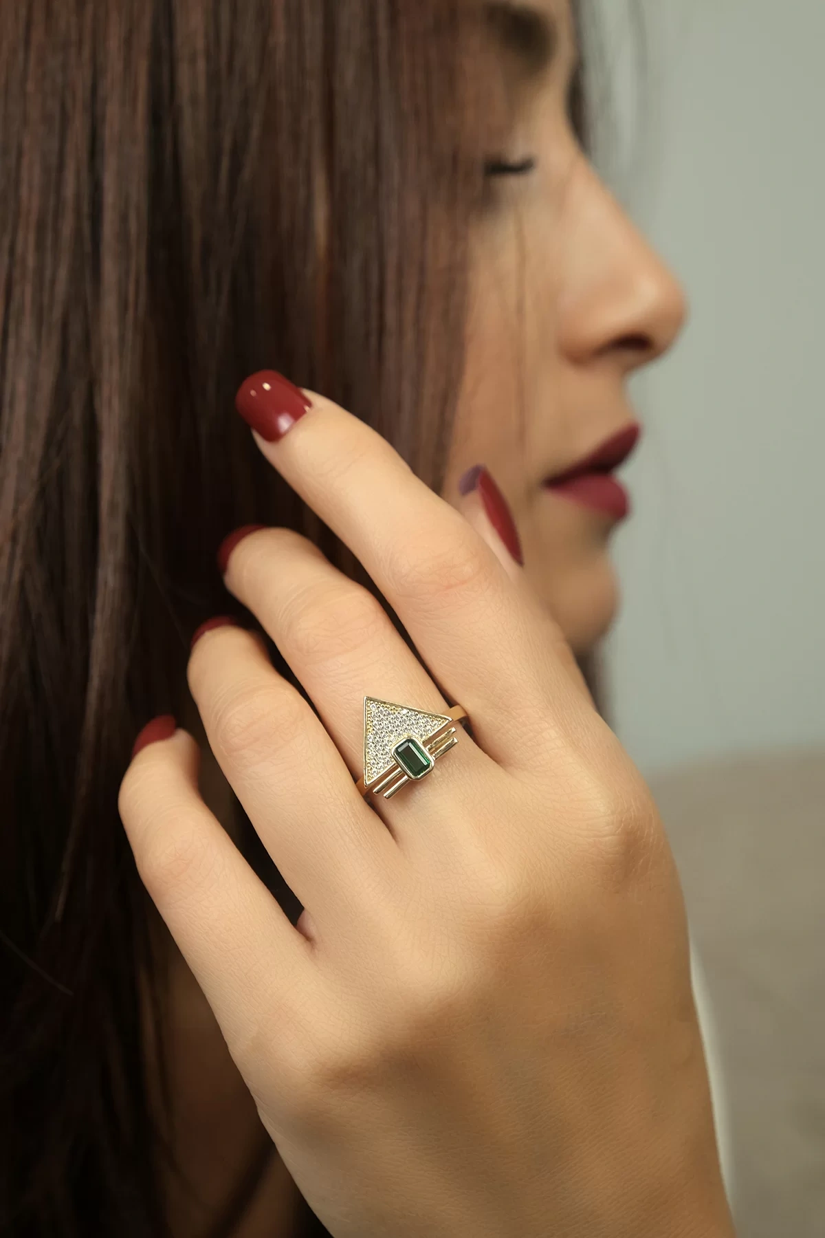 Asil 14 Ayar Taşlı Üçgen Altın Yüzük YZK2369