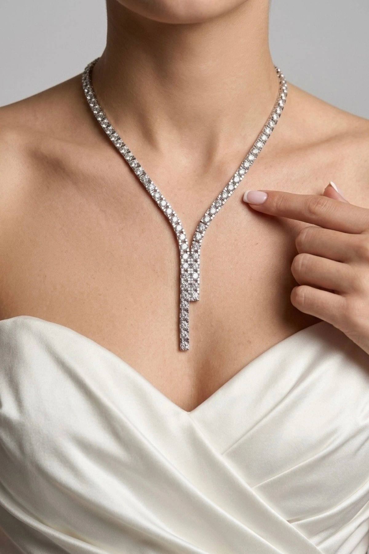 1.73 Ct. Suyolu Pırlanta Kolye