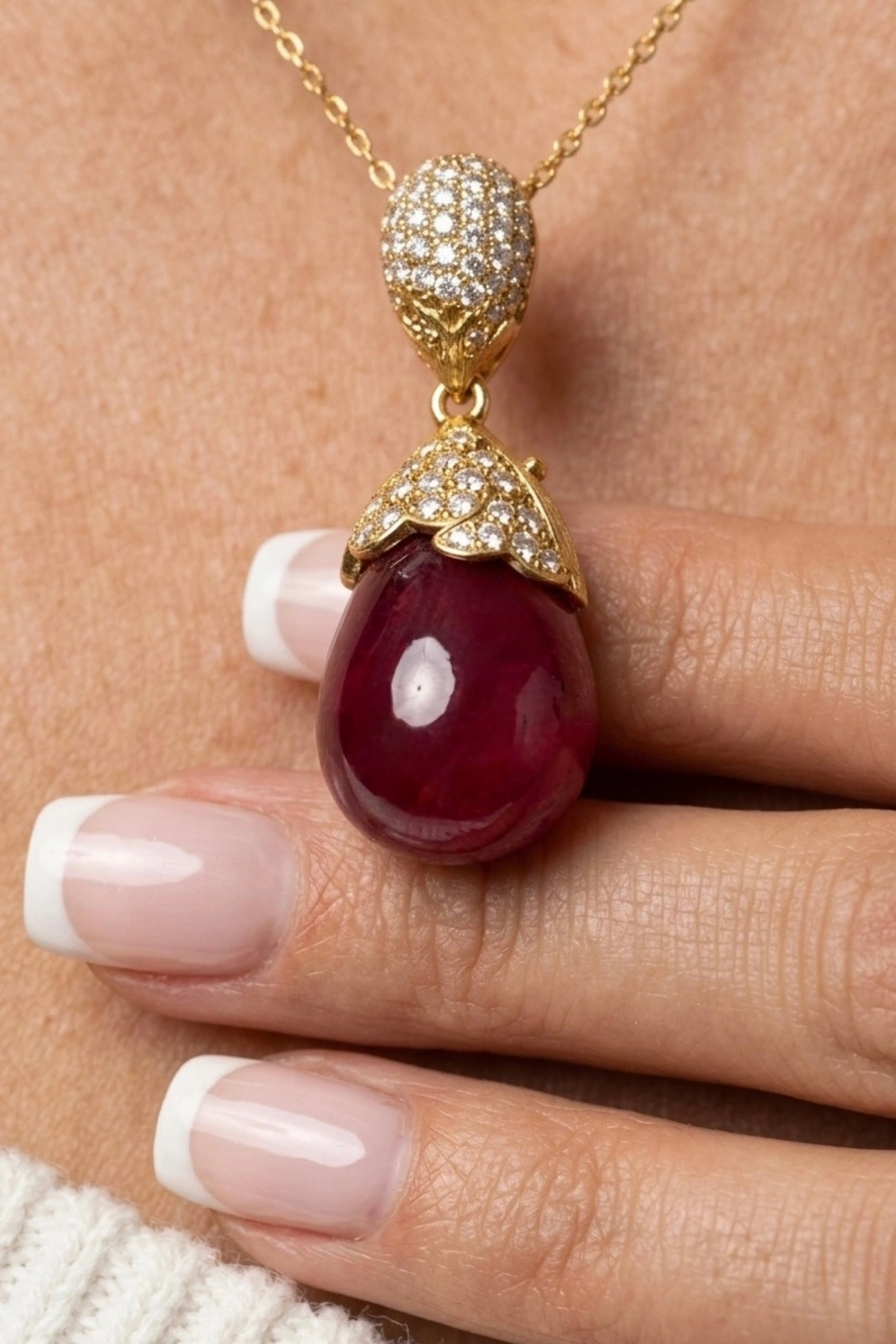 14.80 Ct. Drop Model Pırlanta Kolye
