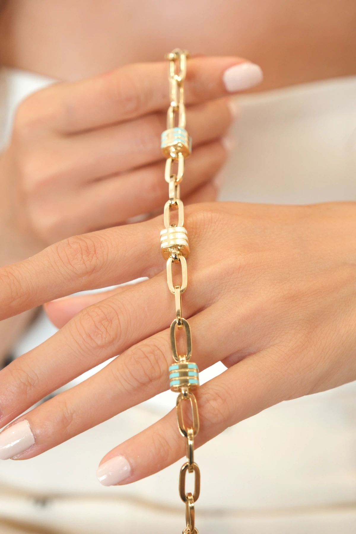 Asil 14 Ayar Mineli Küpler Altın Bileklik BLK3297