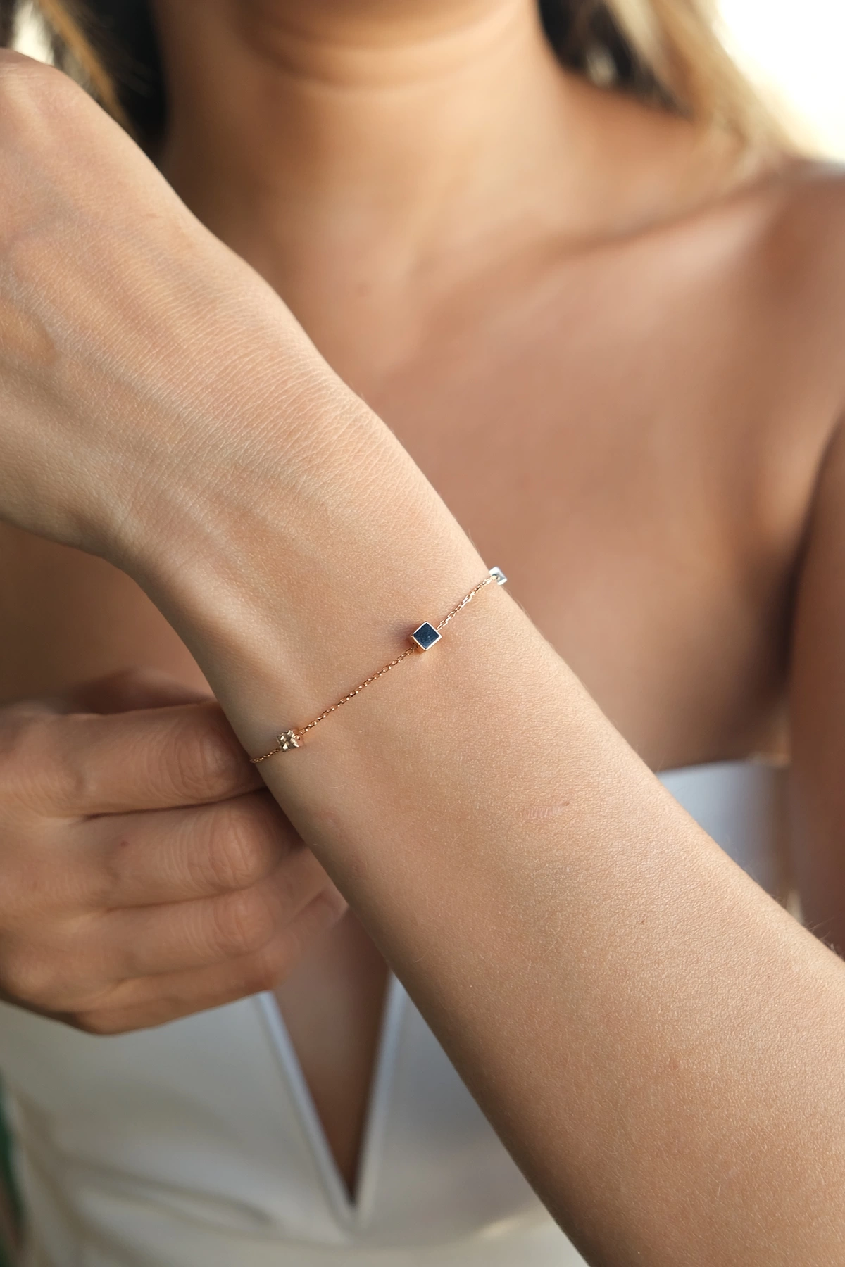 Asil 14 Ayar Renkli Küplü Rose Altın Bileklik BLK1505