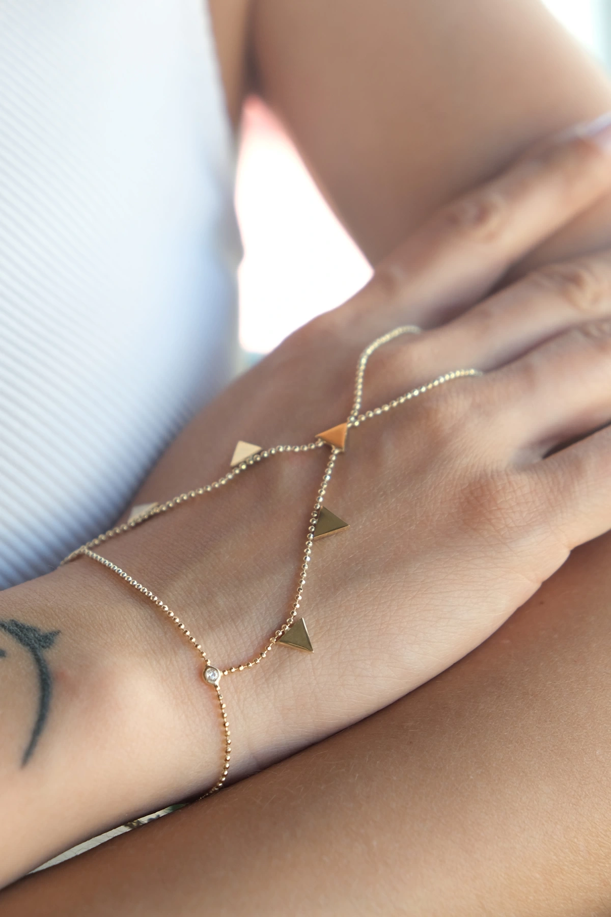 Asil 14 Ayar Üçgenli Altın Şahmeran BLK4401