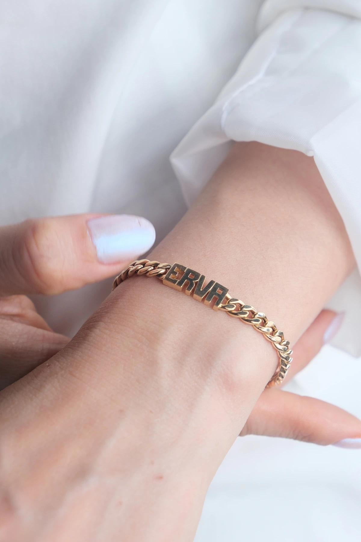 Asil 14 Ayar Erva İsim Altın Bileklik BLK2541