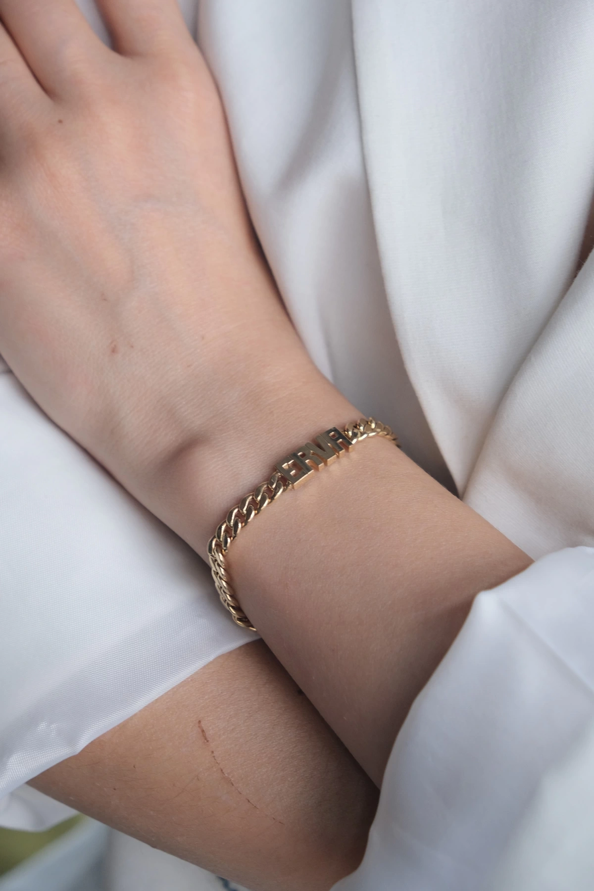 Asil 14 Ayar Erva İsim Altın Bileklik BLK2541