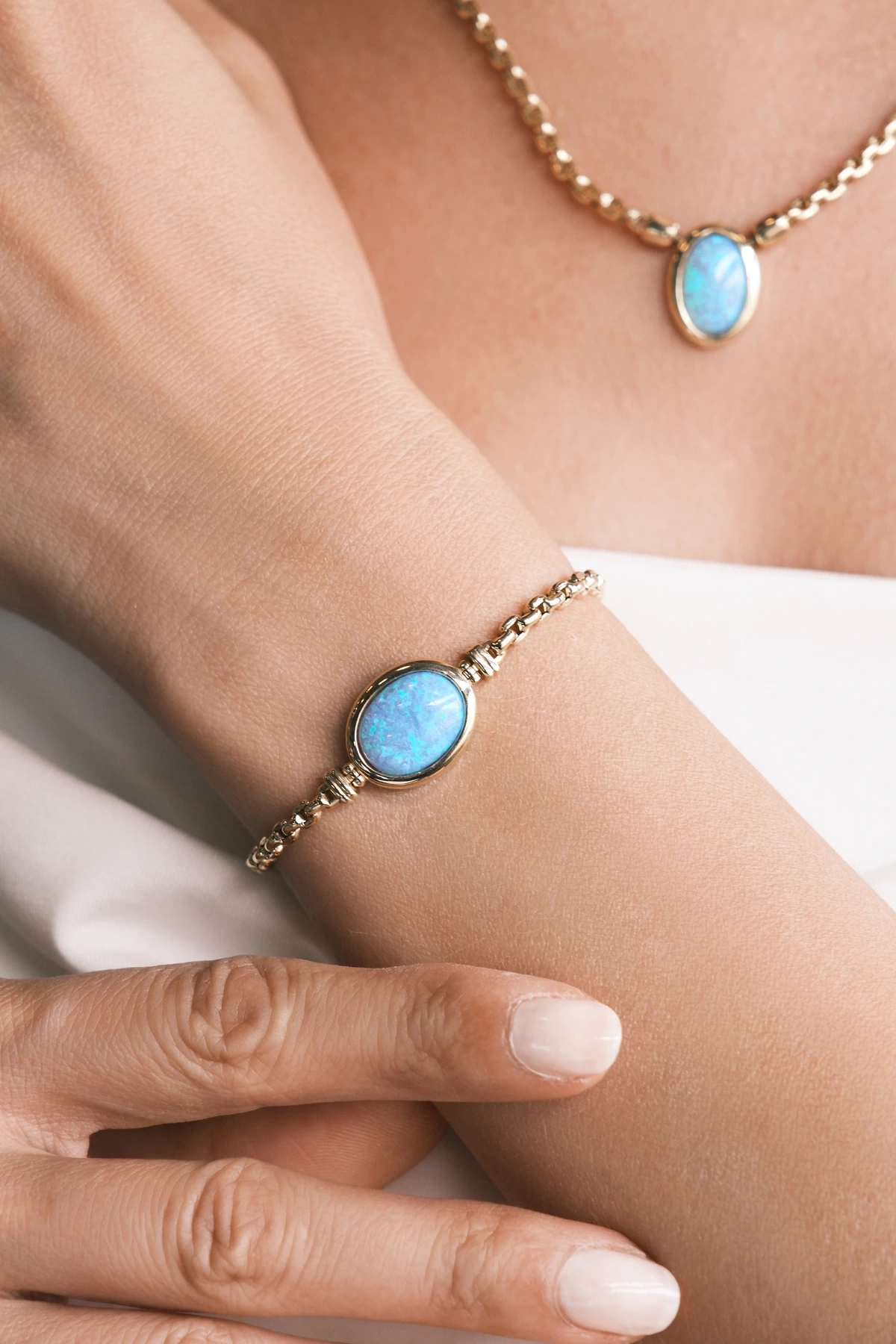 Asil 14 Ayar Opal Taşlı Altın Bileklik BLK3759