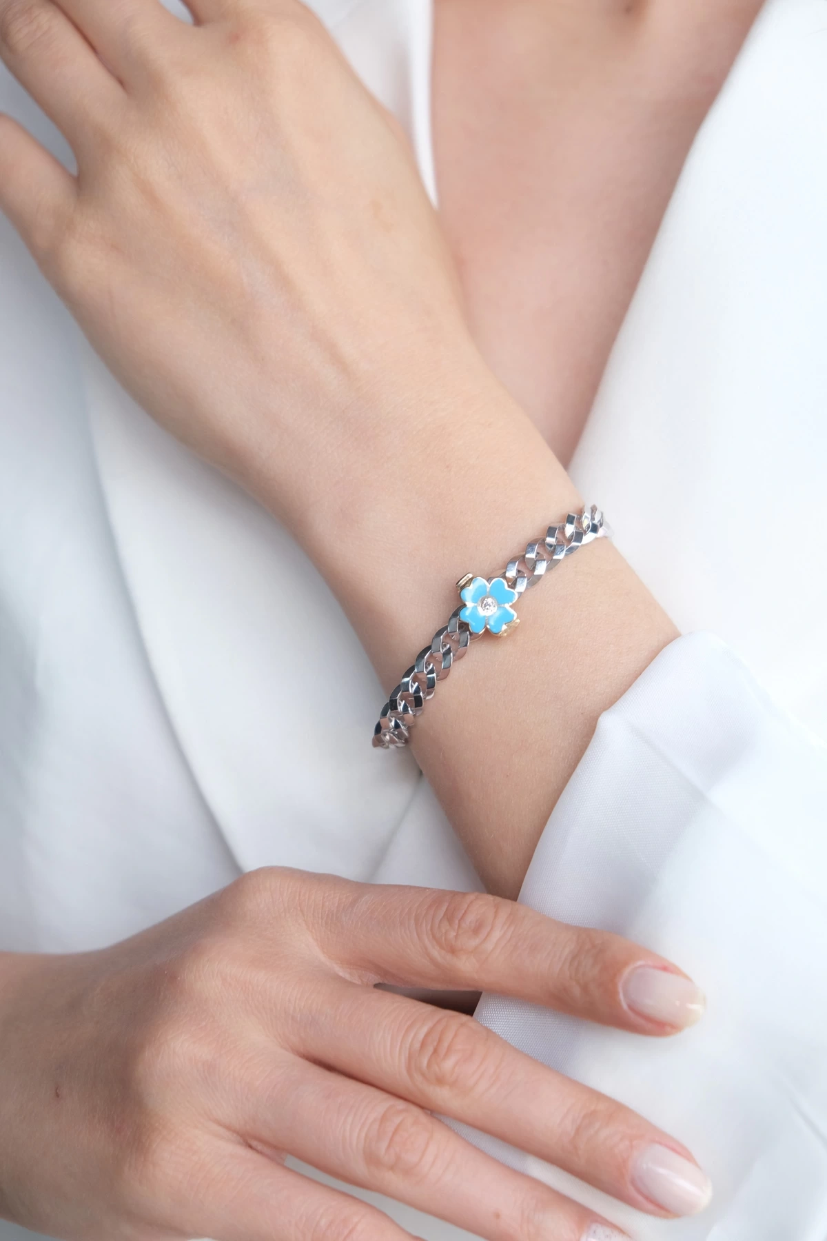 Asil 14 Ayar ÇağlaXEma Mineli Yonca Altın Bileklik Charmı CHR31