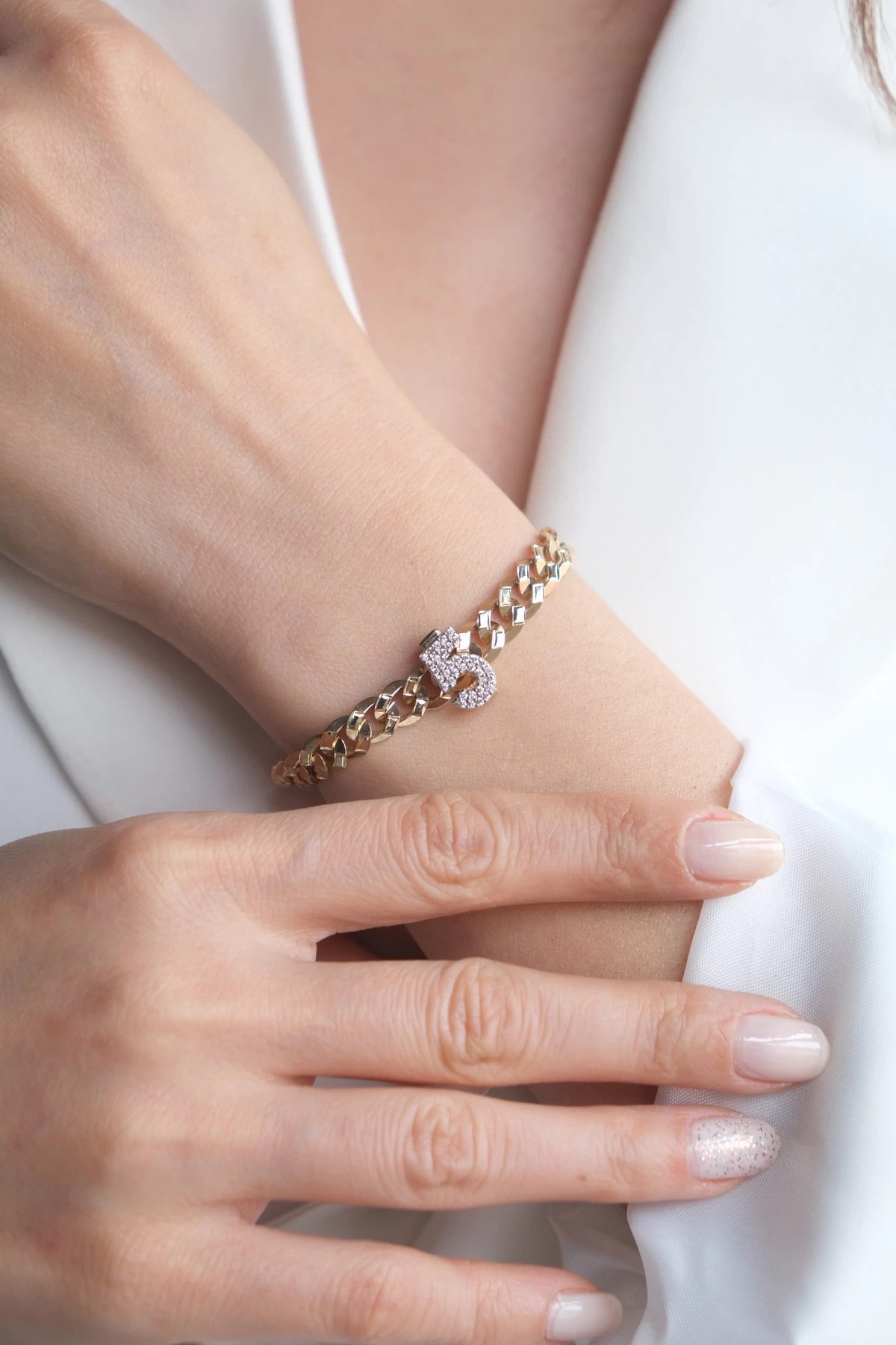 Asil 14 Ayar ÇağlaXEma Taşlı 5 Rakamı Altın Bileklik Charmı CHR17