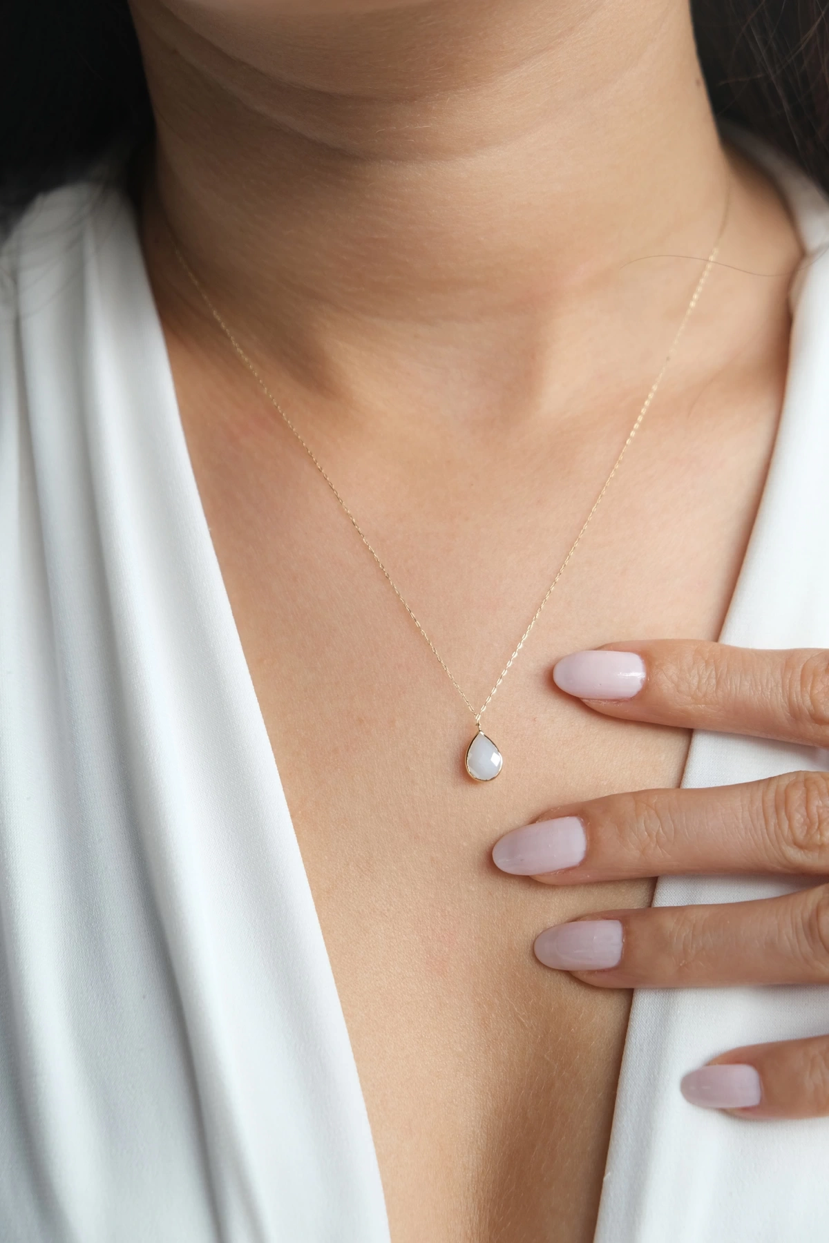 Asil 14 Ayar Beyaz Taşlı Damla Model Altın Kolye KLY3417