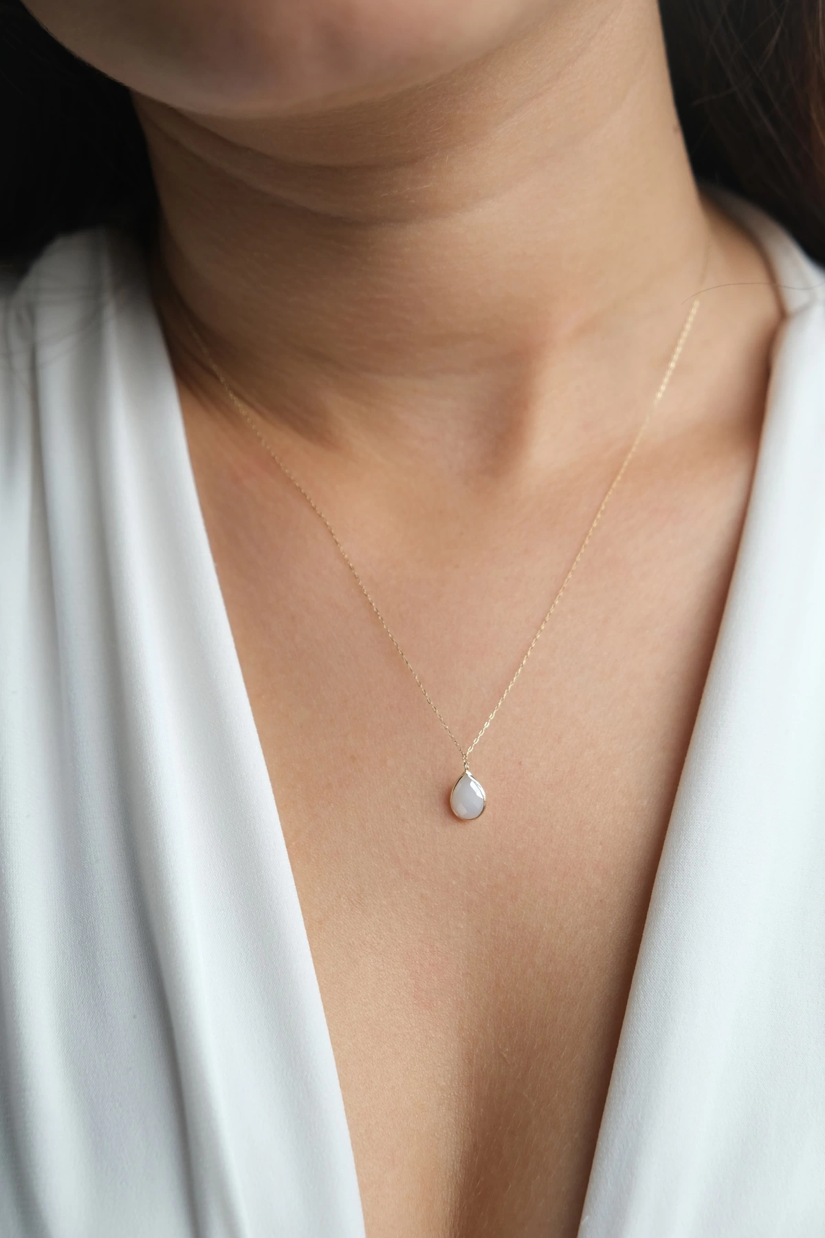 Asil 14 Ayar Beyaz Taşlı Damla Model Altın Kolye KLY3417