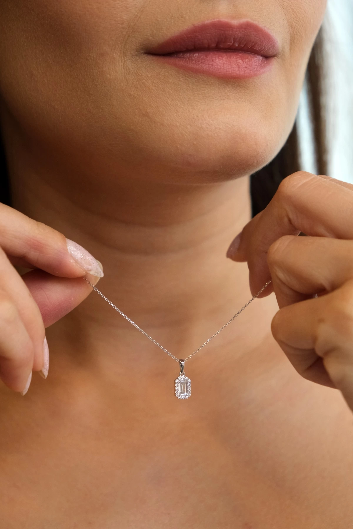 Asil 14 Ayar Beyaz Baget Altın Kolye KLY3348