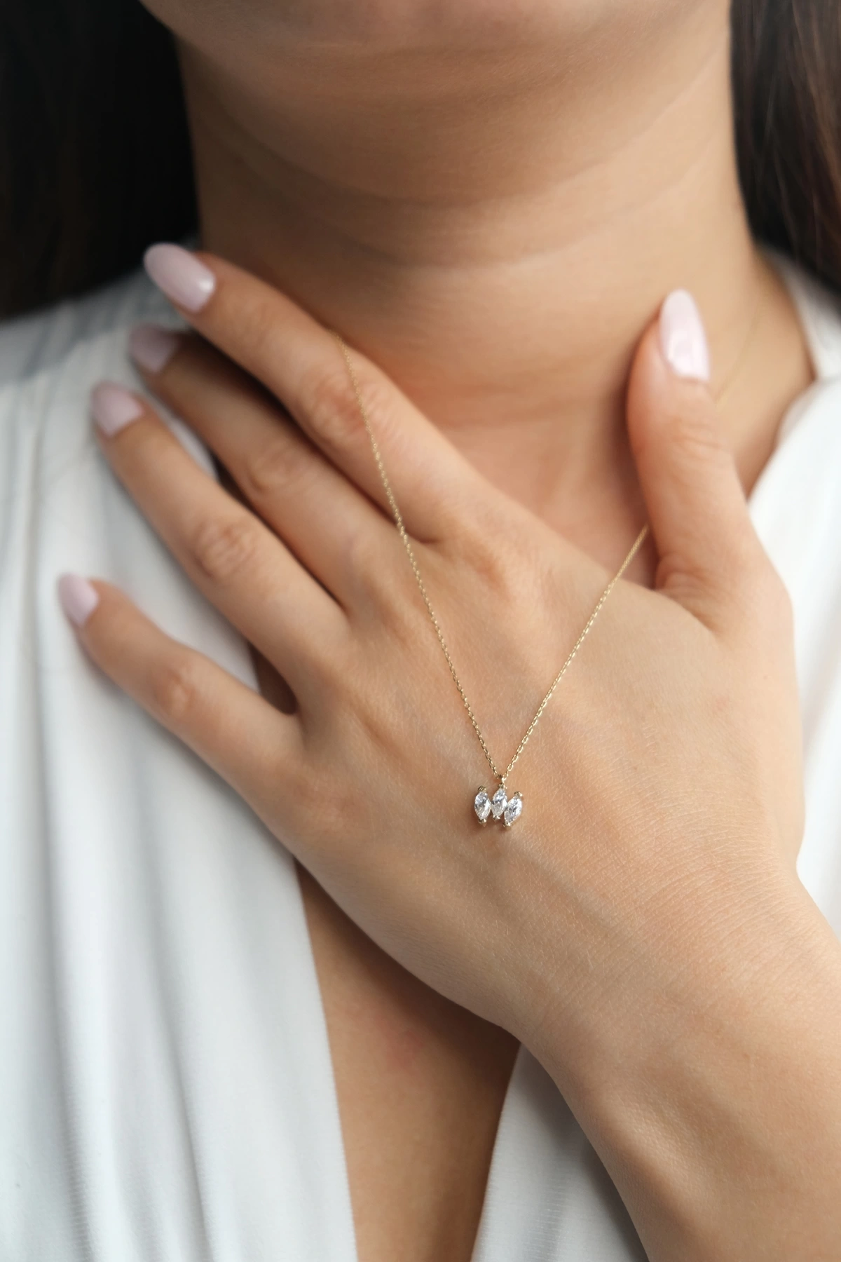 Asil 14 Ayar Üç Taşlı Altın Kolye KLY3496