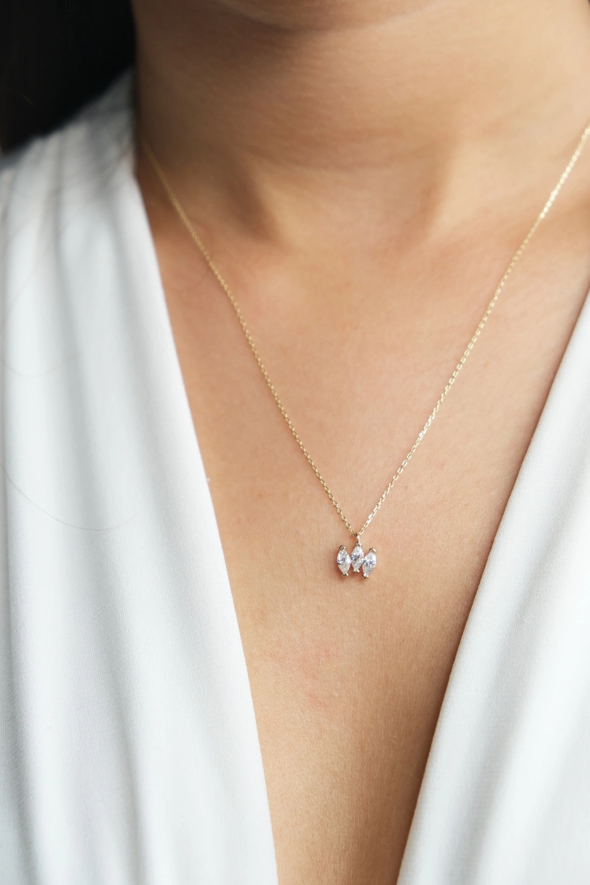 Asil 14 Ayar Üç Taşlı Altın Kolye KLY3496