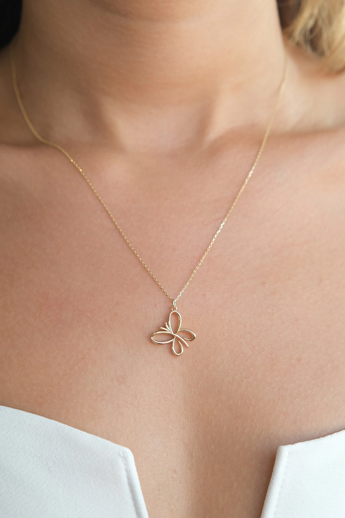 Asil 14 Ayar Kelebek Model Altın Kolye KLY2977